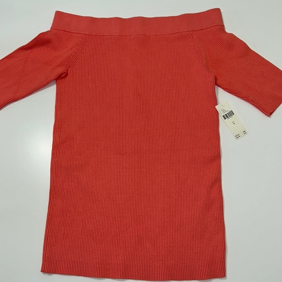 Anthropologie Women's Ribbed Off Shoulder Knit Shirt Size Medium Coral - Picture 4 of 7